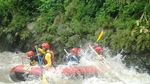 Foto: Mesti Coba, Rafting Seru Sungai Bogowonto di Purworejo
