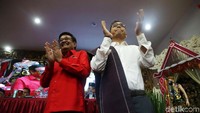 Pasangan Djarot dan Sihar diumumkan pertama kali oleh Mega.