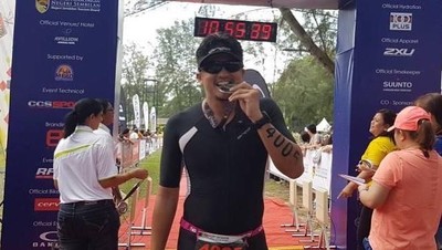 Lari Sambil Curhat, Engku Emran Undang Gelak Tawa Netizen