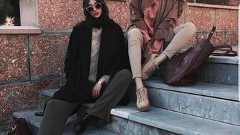 LA Times memberi contoh akun Instagram populer Rich Kids of Tehran. Di akun ini misalnya, terpampang anak-anak muda berusia 20 tahunan memamerkan berbagai barang branded. Foto: Instagram @richkidsoftehran