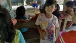 Foto: Miris! Kolong Rumah Jadi Sekolah