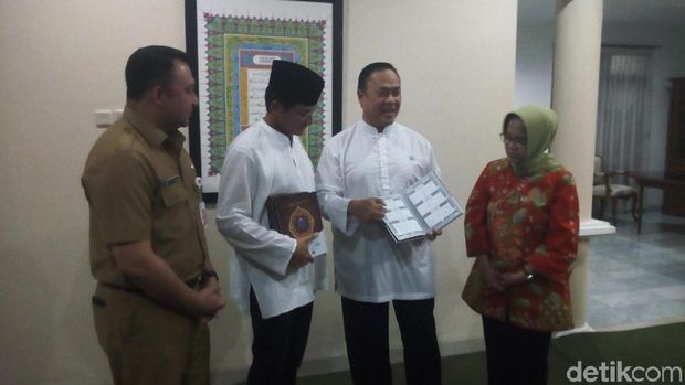 Sandi Ingin Kembangkan Gerakan Menulis Mushaf Alquran