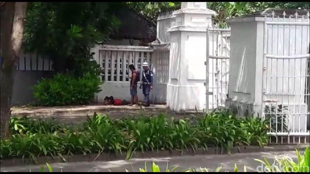 Nekat Terobos Gerbang Perumahan Ahok, Pria Ini Ditangkap