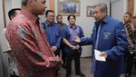 Momen SBY Beri Wejangan ke Ganjar Jelang Pengumuman Pilgub Jateng Momen SBY Beri Wejangan ke Ganjar Jelang Pengumuman Pilgub Jateng