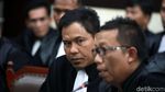 Foto: Pekikan Takbir Jonru di Sidang Dakwaan
