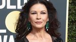 Catherine Zeta-Jones Tetap Seksi di Usia Hampir 50 Tahun