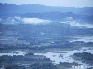 Sungai Citarum Masih Tercemar Limbah Tekstil dan Kertas