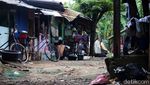 Deretan Rumah Semi Permanen di Jagakarsa
