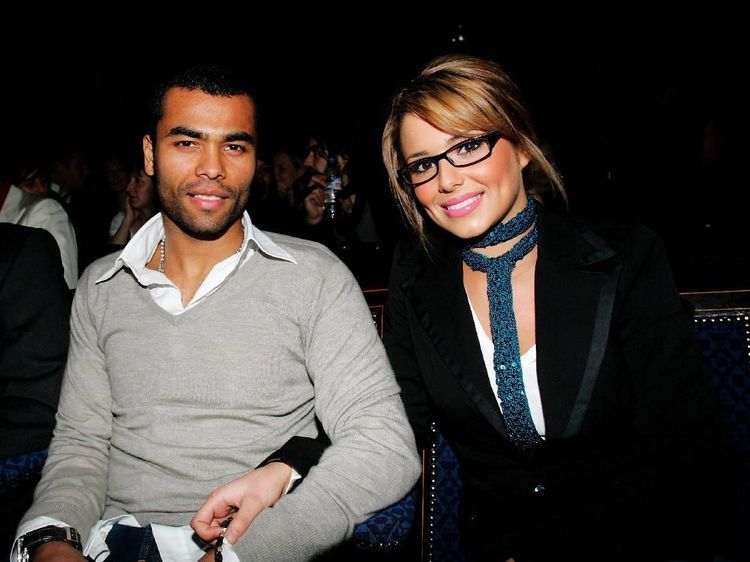 Pesepakbola-pesepakbola Beristri Cantik....tapi Kemudian Cerai