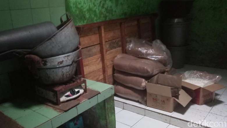 Merek Cokelat yang Ditemukan Baut di Dalamnya Ditarik dari Pasaran Merek Cokelat yang Ditemukan Baut di Dalamnya Ditarik dari Pasaran