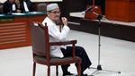 Foto: Pekikan Takbir Jonru di Sidang Dakwaan