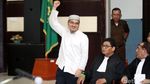 Foto: Pekikan Takbir Jonru di Sidang Dakwaan