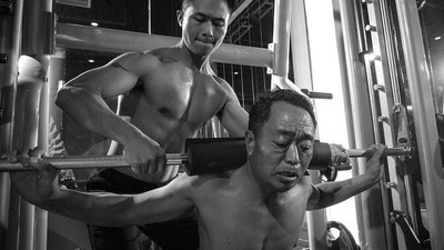 Potret Perjalanan Ayah-Anak Diet Bareng, Dari Buncit Sampai Sixpacks
