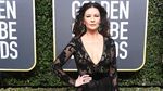 Catherine Zeta-Jones Tetap Seksi di Usia Hampir 50 Tahun