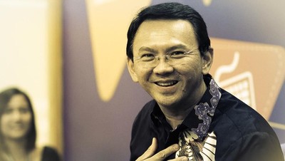 Cara Ahok Jualan Buku dari Penjara
