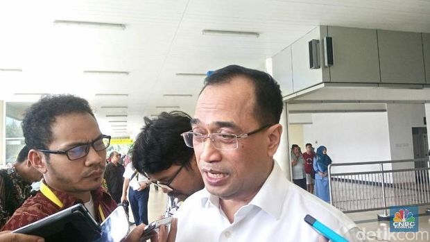 Berhasil Lawan Corona, Menhub Budi Karya Kembali Aktif di Mei