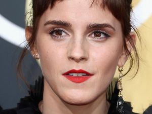Wow! Emma Watson Sumbang Rp 13 M untuk Korban Pelecehan Seksual