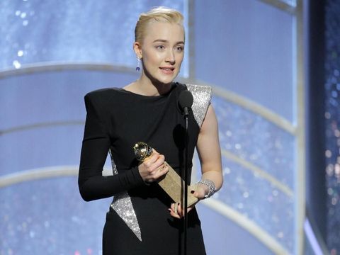 Kate Winslet dan Saoirse Ronan Bakal Jadi Sepasang Kekasih di Film Terbaru