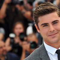 Seorang sumber yang kenal baik dengan Zac Efron mengungkap kejorokan sang aktor. Zac tidak suka mandi. Itu sangat jorok karena Zac suka main basket tiap waktu tapi tanpa mandi, ucap sumber. Foto: Istimewa