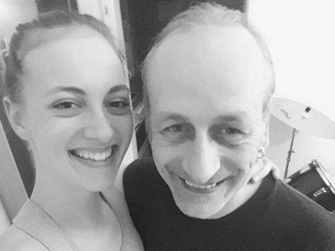 Pacaran Beda Usia 33 Tahun, Hubungan Wanita Ini dengan Keluarganya Hancur 