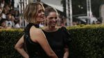 Momen Heboh Para Selebriti di Red Carpet Golden Globe 2018