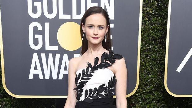 Hitam Jadi Tema Golden Globe 2018