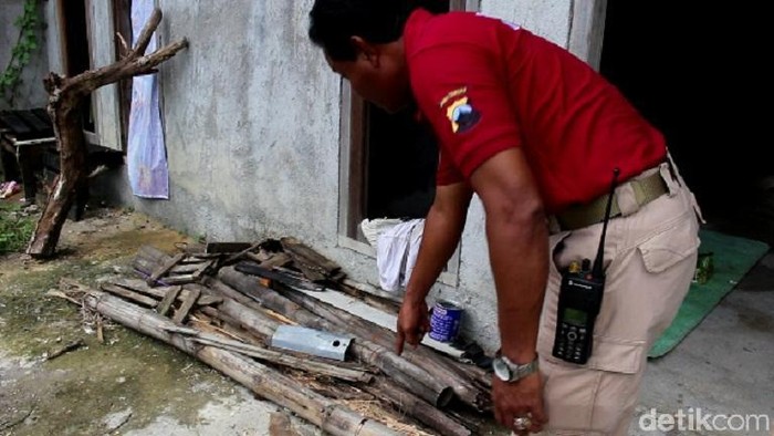 Dikejar Pria yang Acungkan Sabit, Anggota TNI Ini Lepaskan Tembakan