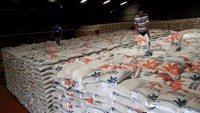 Sebagaimana diketahui, hari ini Menteri Perdagangan Enggartiasto Lukita meluncurkan Operasi Pasar (OP) oleh Perum Bulog di Gudang Perum Bulog Divre DKI Jakarta dan Banten, Kelapa Gading, Jakarta Utara.