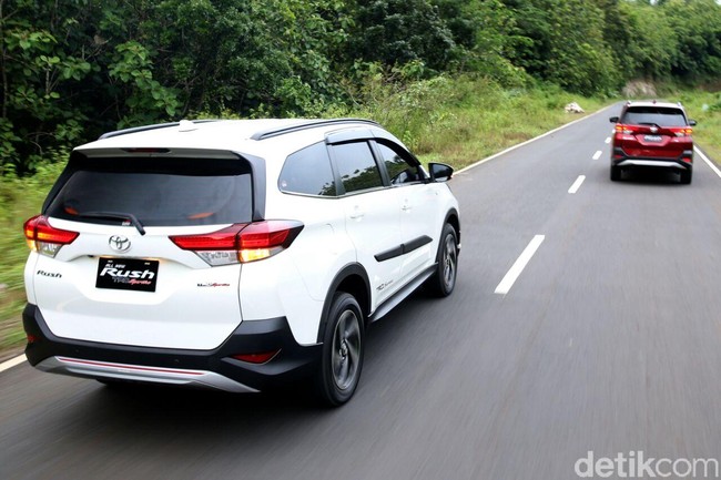 Berita Populer: Toyota Rush Ditarik, Mobil Presiden BMW