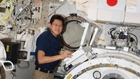 Kanai selama di Jepang sehari-hari berprofesi sebagai dokter medis (Foto: Dok. Twitter @Astro_Kanai)