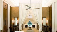 Resort ini berupa tenda-tenda yang berada di Taman Nasional Ranthambore. Resort Aman ini tidak hanya berada di India, namun juga ada di 34 kota yang tersebar di Asia, Amerika, Eropa, dan Afrika. (aman.com)