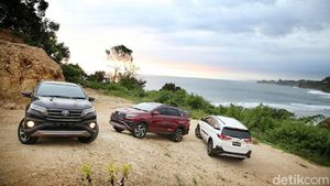 Menjajal Performa Toyota Rush