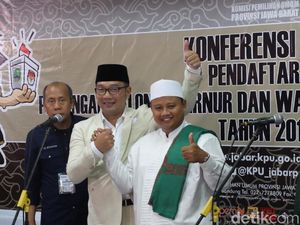 Acungkan Jempol, Ridwan Kamil-Uu Resmi Daftar ke KPU