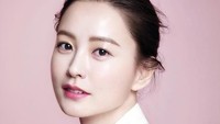 Beberapa aktor top Korea pun pernah jatuh hati kepadanya. (Dok. Soompi)