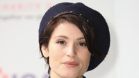 Gemma Arterton pun meregang nyawa dengan cara yang keci oleh musuh James Bond. Foto: Getty Images