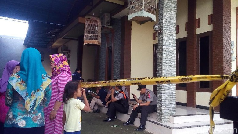 Kronologi Perampokan dan Penyekapan Bersenpi di Jepara Kronologi Perampokan dan Penyekapan Bersenpi di Jepara