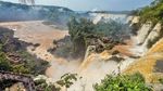 Foto: Air Terjun Raksasa di Perbatasan Dua Negara