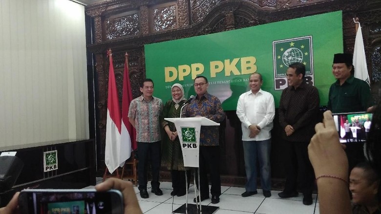 Ini Dia Alasan PKB Pilih Ida Fauziyah untuk Dampingi Sudirman Said Ini Dia Alasan PKB Pilih Ida Fauziyah untuk Dampingi Sudirman Said