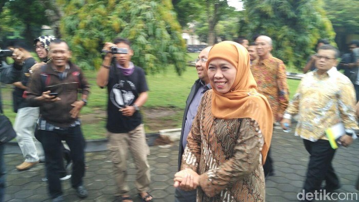 Bertemu JK, Khofifah Masih Bahas Beras Sejahtera