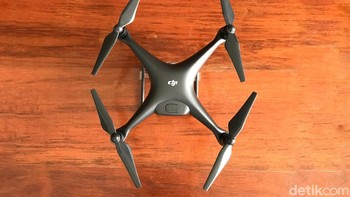 Menurut DJI, salah satu kelebihan drone anyarnya ini terletak pada suara baling-balingnya yang diklaim tidak berisik. Foto: Adi Fida Rahman/detikINET