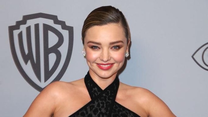 Selebriti berikut ini terkenal sebagai ikon clean eating. Foto: Getty Images Selebriti berikut ini terkenal sebagai ikon clean eating. Foto: Getty Images