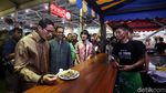 Hadiri Go Food Festival, Sandiaga Cicipi Makanan hingga Dipijat