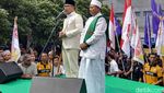 Ridwan Kamil-Uu Mendaftar ke KPU Jabar