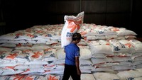 Operasi pasar (OP) oleh Bulog dalam mendistribusikan cadangan beras pemerintah (CBP) mengalami pertambahan jumlah titik lokasi, pada Januari 2018. Hal itu, salah satunya dilatarbelakangi kenaikan harga beras.