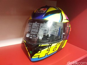Seberapa Bagus Water Decal di Helm?