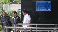 Habiburokhman keluar gedung KPK, Selasa (9/1/2018).