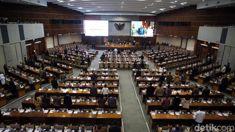 Bamsoet Pidato Kami Butuh Kritik, DPR Tutup Masa Sidang Bamsoet Pidato Kami Butuh Kritik, DPR Tutup Masa Sidang