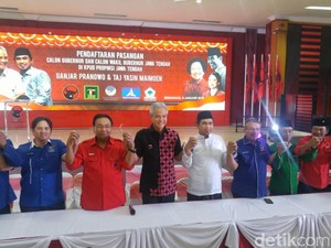 Perwakilan Golkar Tak Tampak Dampingi Ganjar-Gus Yasin Daftar ke KPU