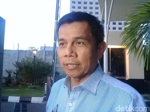Sekjen Demokrat Hinca Panjaitan di gedung KPK, Selasa (9/1/2018)