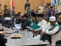 Acungkan Jempol, Ridwan Kamil-Uu Resmi Daftar ke KPU
